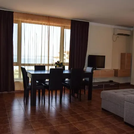 Apartment Sea Club Sarafovo Burgas